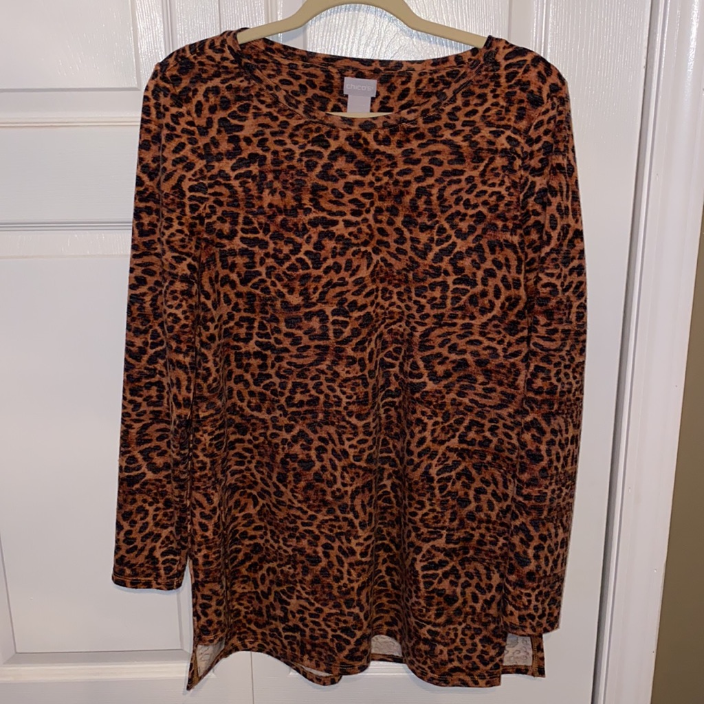 Chicos Size 1 (Us Medium) Cheetah Long Sleeve Sweater